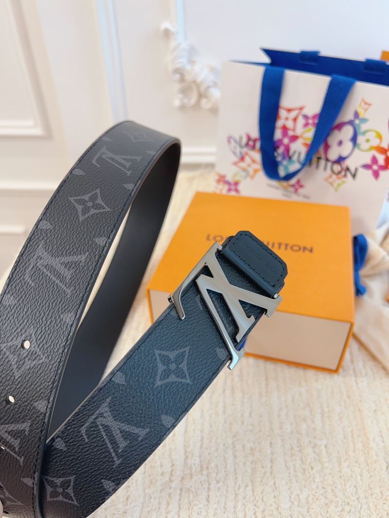 l0vis Vvtt0n belts